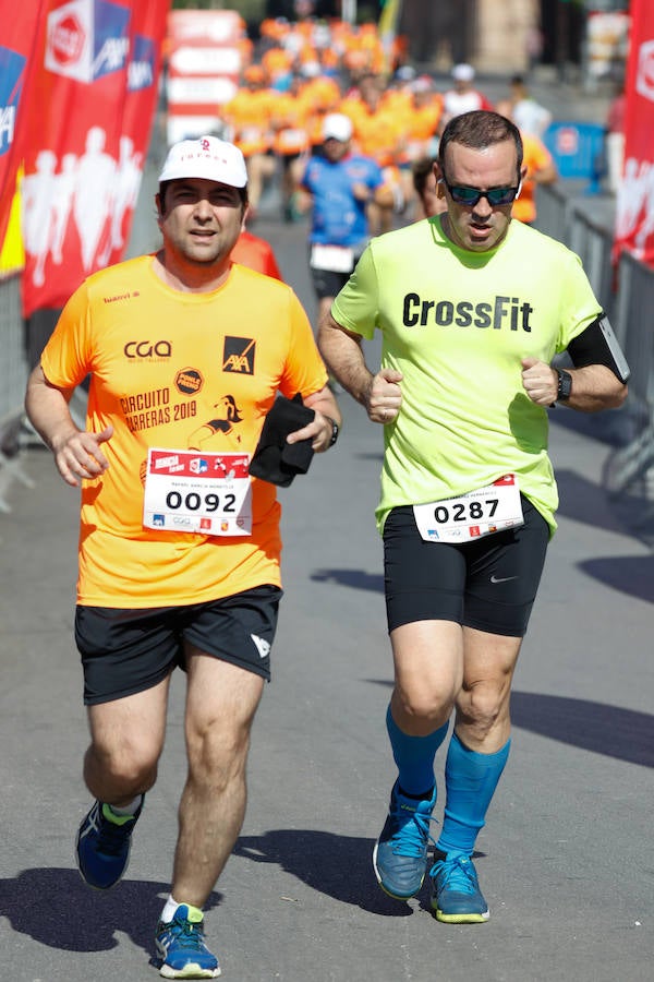 El ganador masculino completó la prueba en un tiempo de 32:19 minutos, por los 39:01 para la ganadora femenina