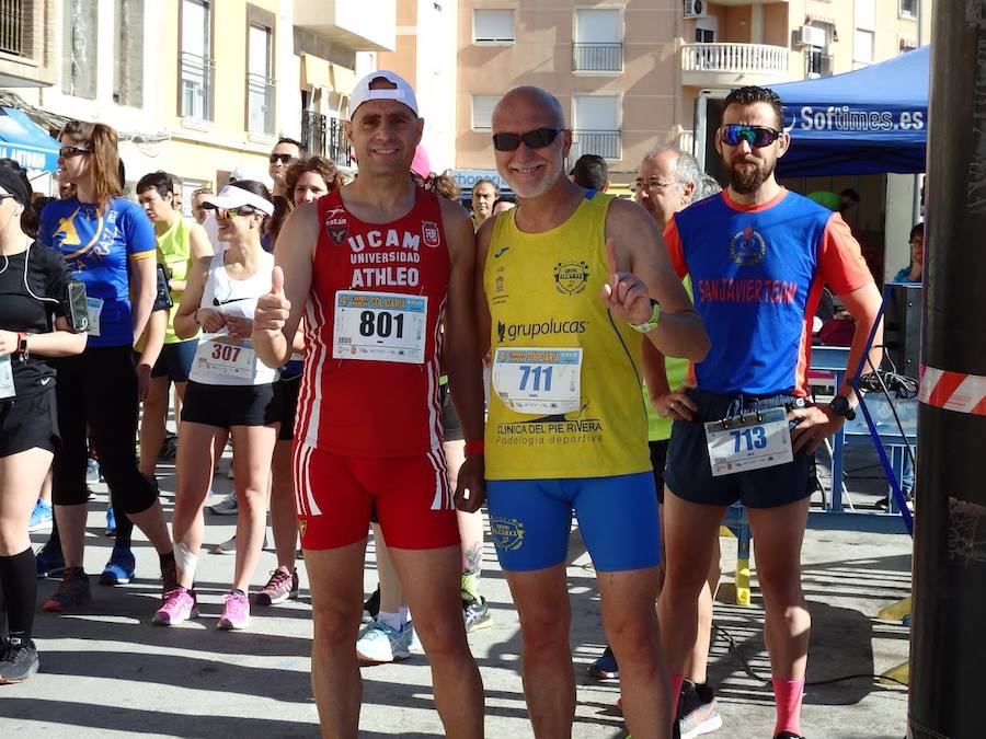 El atleta del Filippedes Moratalla se lleva la IV Carrera Solidaria Down con un tiempo de 30:46 minutos, por los 44:45 para la ganadora femenina