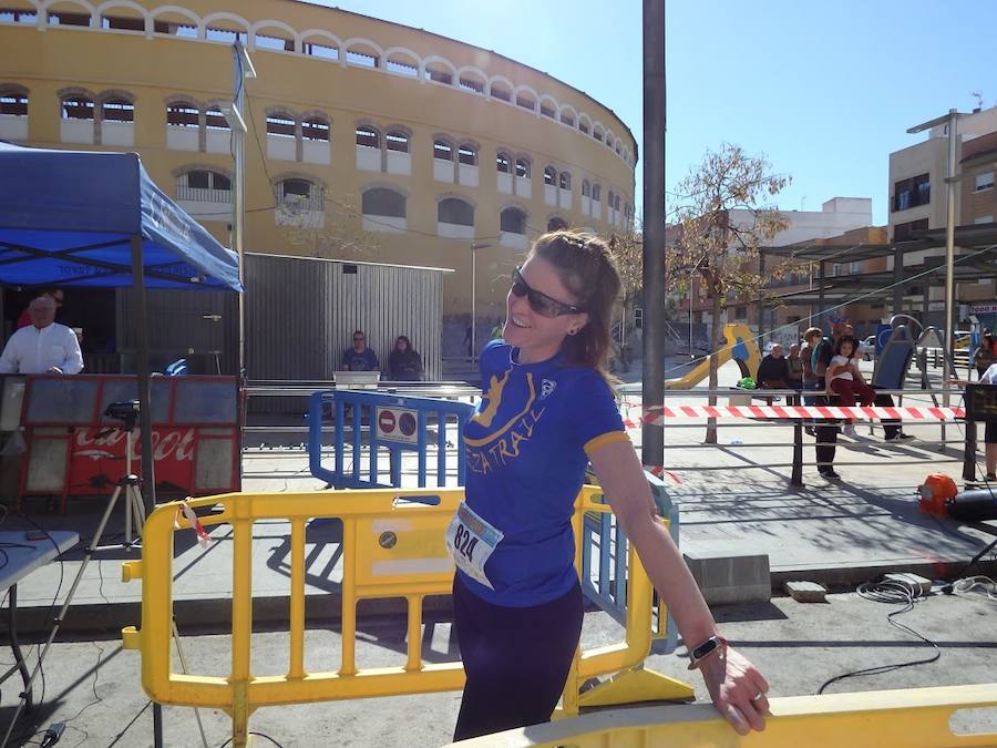 El atleta del Filippedes Moratalla se lleva la IV Carrera Solidaria Down con un tiempo de 30:46 minutos, por los 44:45 para la ganadora femenina