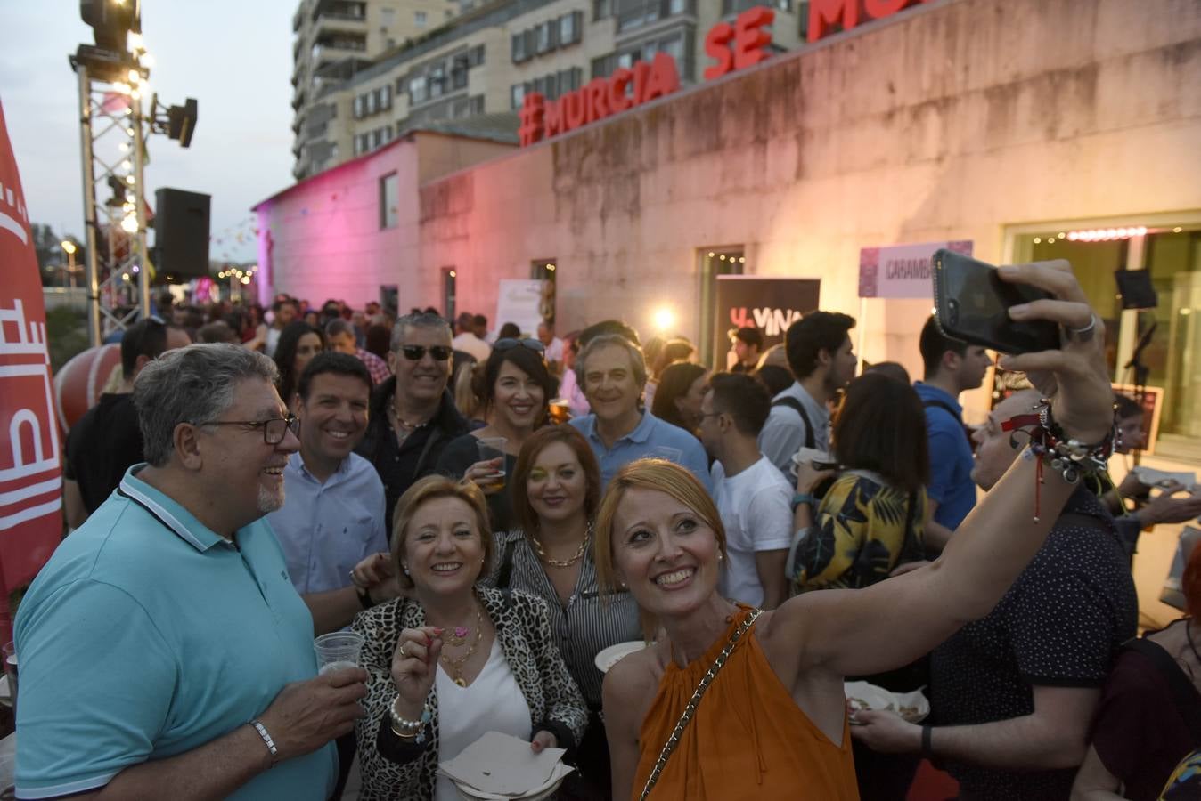 Cientos de jóvenes disfrutaron este jueves en Los Molinos del Río de la nueva edición de #Murciasemueve.