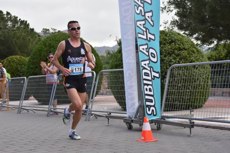 El atleta de Rajaos Runners Alcantarilla se lleva la prueba con un tiempo de 28:24 minutos, por los 35:08 para su compañera de club