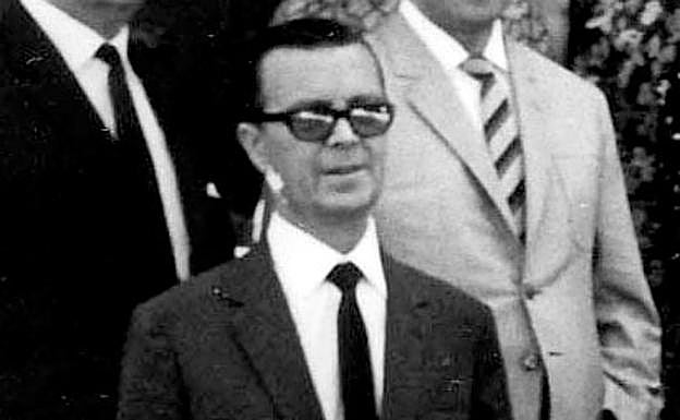 Sánchez Rebollo en la primera comunión de su hijo en 1967 (archivo de la familia Sánchez Ballester). 