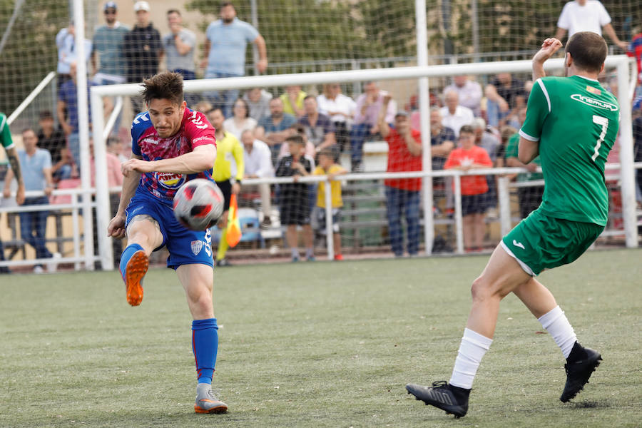 Empate sin goles en un partido con ocasiones para los dos equipos.