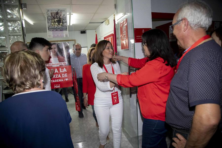 «Hemos conseguido casi 2.500 votos y un par de puntos más que en los comicios municipales anteriores, pero no hemos sacado el resultado esperado. No estamos satisfechos, pero tenemos que acatar lo que dicen las Urnas», declaró Ana Belén Castejón sobre sus resultados