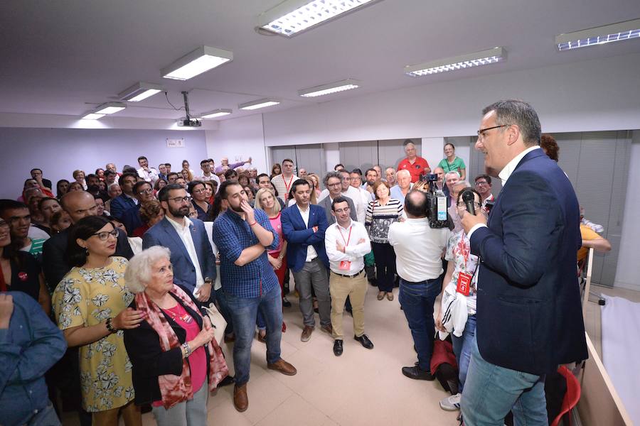 Los socialistas acaban con la hegemonía del PP y ganan las elecciones autonómicas en la Región, pero necesitarán a Ciudadanos para gobernar