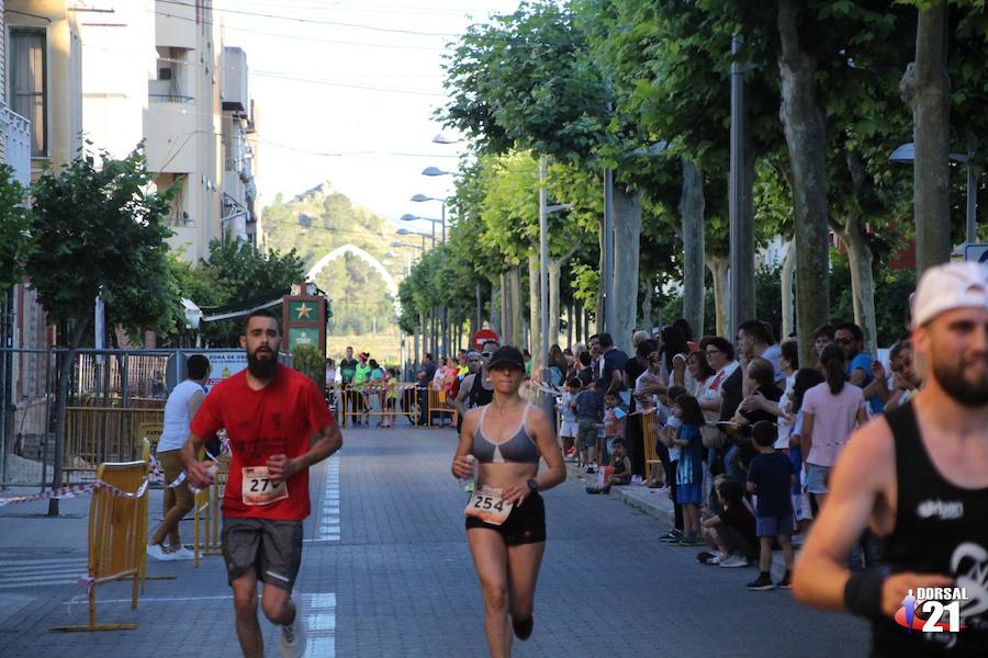 El corredor del C.D. Filippedes Moratalla completa el recorrido en 1 hora y 24 minutos, por el registro de 1 hora y 40 minutos de la atleta del Mobel Automenor Running Club