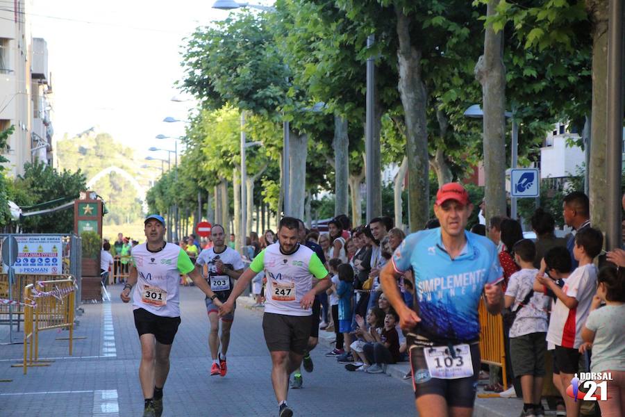 El corredor del C.D. Filippedes Moratalla completa el recorrido en 1 hora y 24 minutos, por el registro de 1 hora y 40 minutos de la atleta del Mobel Automenor Running Club