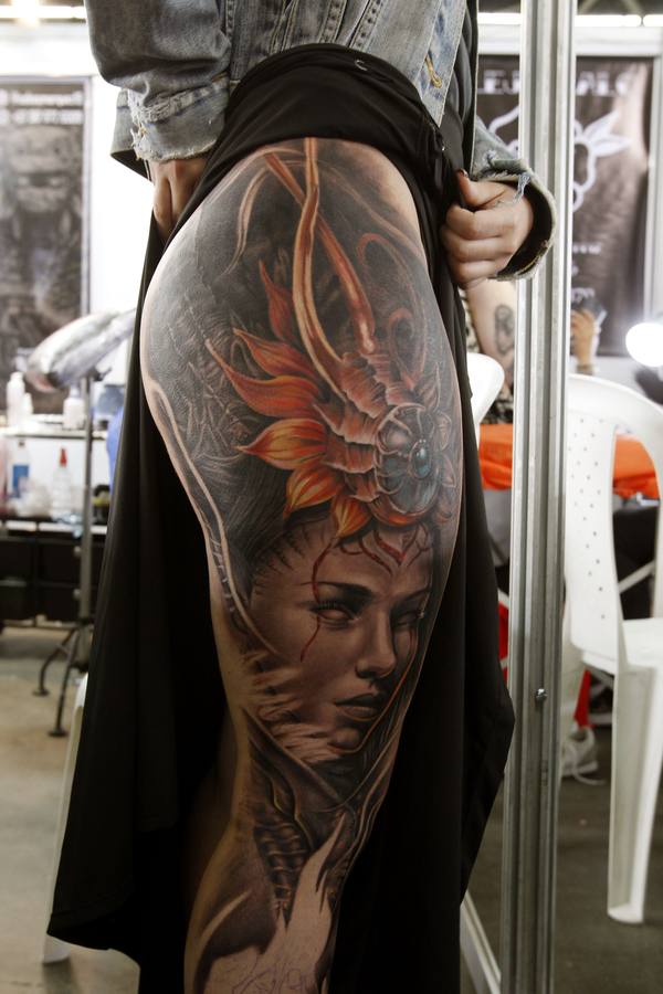 Tatuajes de todos los tamaños y colores se dibujaron sobre la piel de los asistentes a la décima edición de Expotatuaje en Medellín (Colombia).