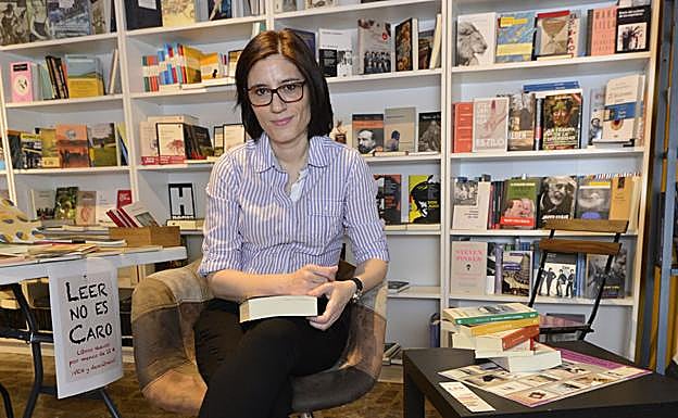 Bárbara Guirao, en la librería Colette, Letras y Tragos. 