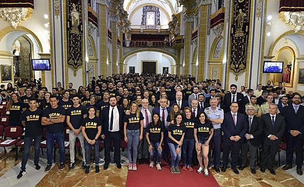 Imagen de los participantes en la Gala del Deporte de la UCAM.