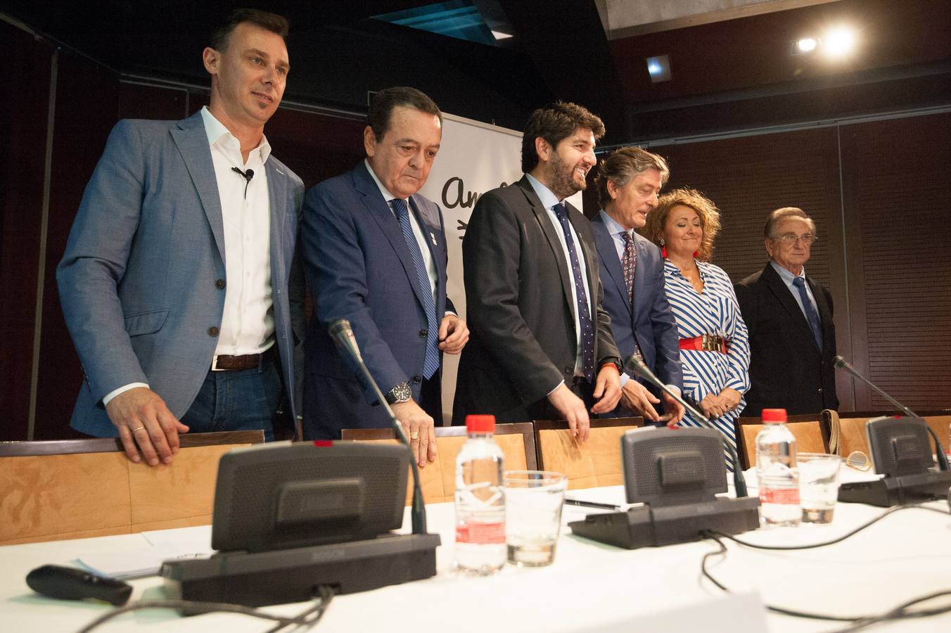 Los presidentes de Amefmur y Croem instan a seguir con políticas de rebajas fiscales, eliminar trabas e invertir más en infraestructuras para fortalecer el crecimiento. 