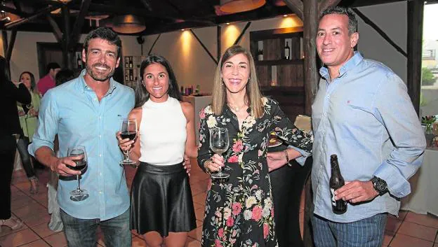 Carlos Victoria, Marta Casanova, Elena Castillo y Norberto Martín. 