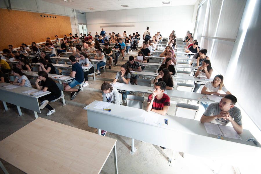 Casi 7.000 alumnos murcianos demostrarán todo lo aprendido para poder matricularse en la universidad el próximo curso
