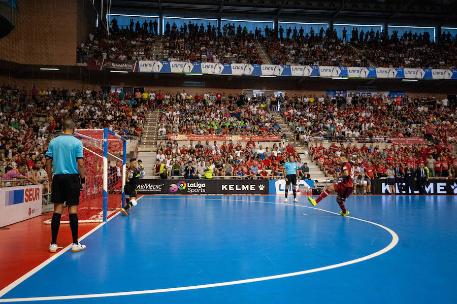 Los de Giustozzi remontaron una desventaja de dos goles para ganar en la tanda tras empatar a 3; serán campeones si ganan el lunes en el Palacio