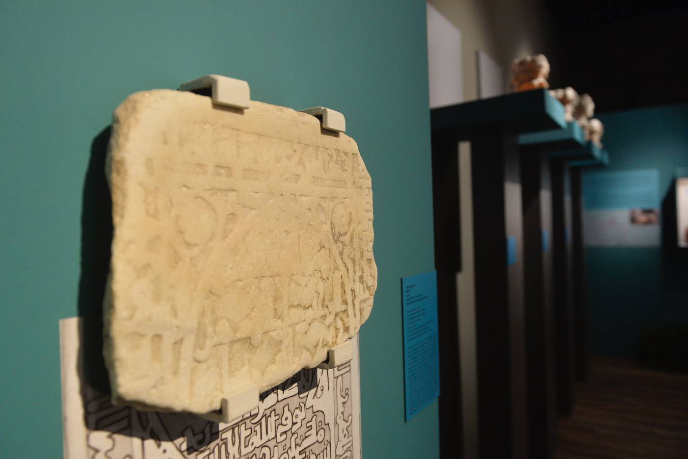 El Museo Arqueológico de Murcia acogió la inauguración de la exposición 'Rey Lobo. El Legado de Ibn Mardanish'