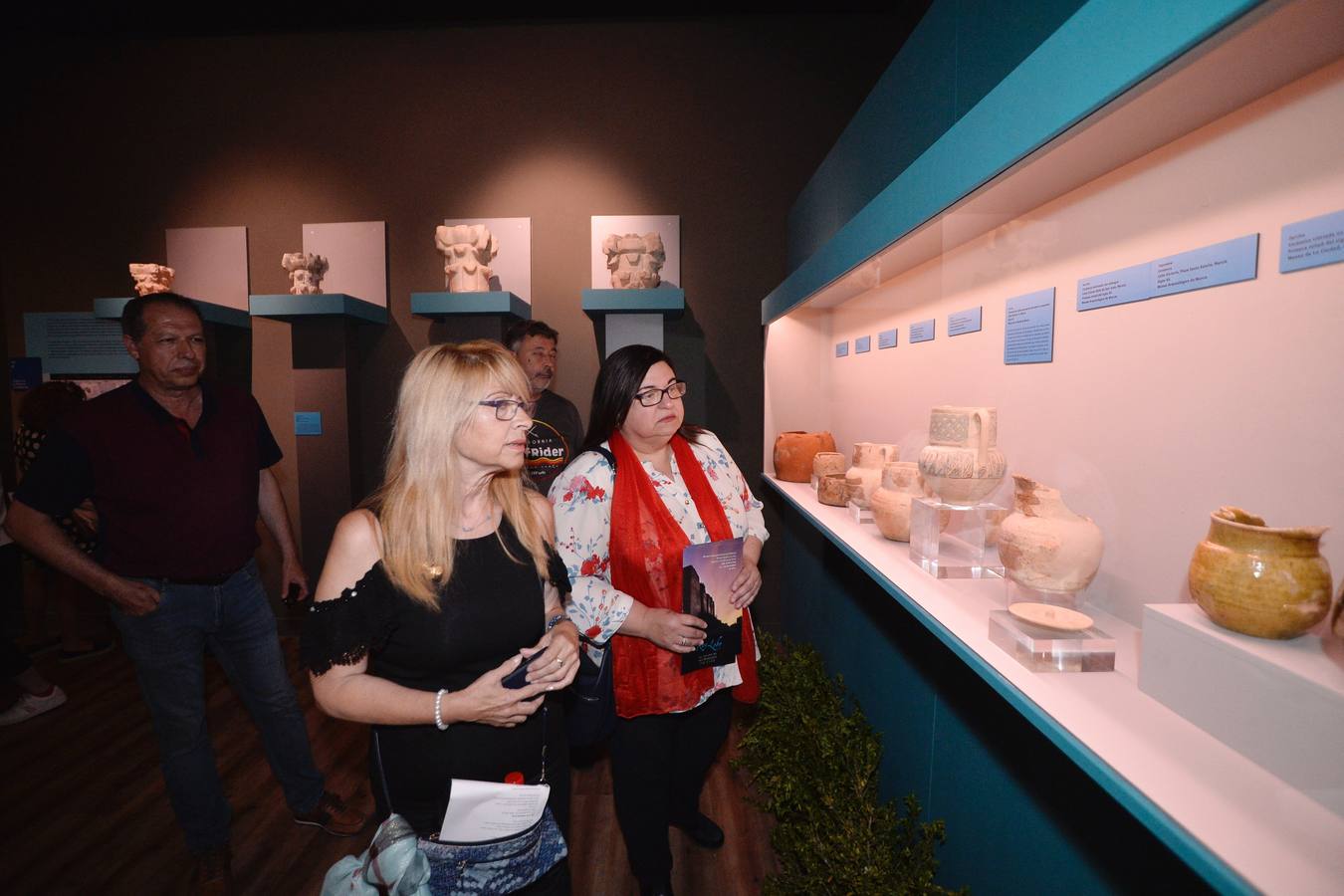 El Museo Arqueológico de Murcia acogió la inauguración de la exposición 'Rey Lobo. El Legado de Ibn Mardanish'