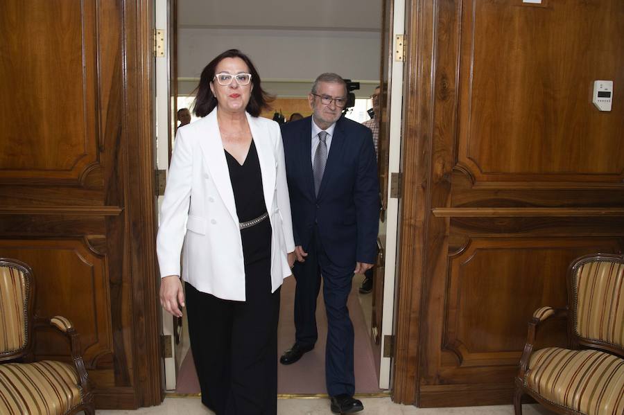 Castillo inicia las rondas de consultas a los grupos parlamenarios previa a la investidura de un presidente para la Comunidad