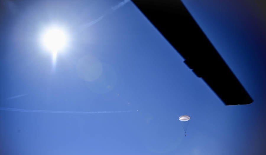 Aterrizaje de la cápsula Soyuz MS-11 con el equipo de la Estación Espacial Internacional del astronauta de la NASA Anne McClain, el cosmonauta ruso Oleg Kononenko y David Saint-Jacques de la Agencia Espacial Canadiense, en un zona remota de Kazajistán