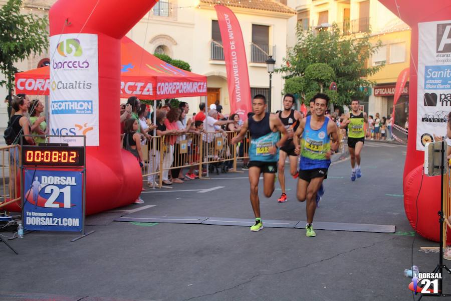 El atleta del C.A. Nogalte–Hogar Puerto Lumbreras completa los 5 kilómetros en 15:56 minutos, por los 19:44 de la corredora del Grupo Alcaraz