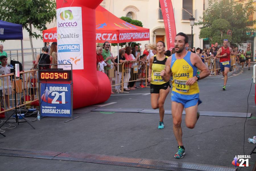 El atleta del C.A. Nogalte–Hogar Puerto Lumbreras completa los 5 kilómetros en 15:56 minutos, por los 19:44 de la corredora del Grupo Alcaraz