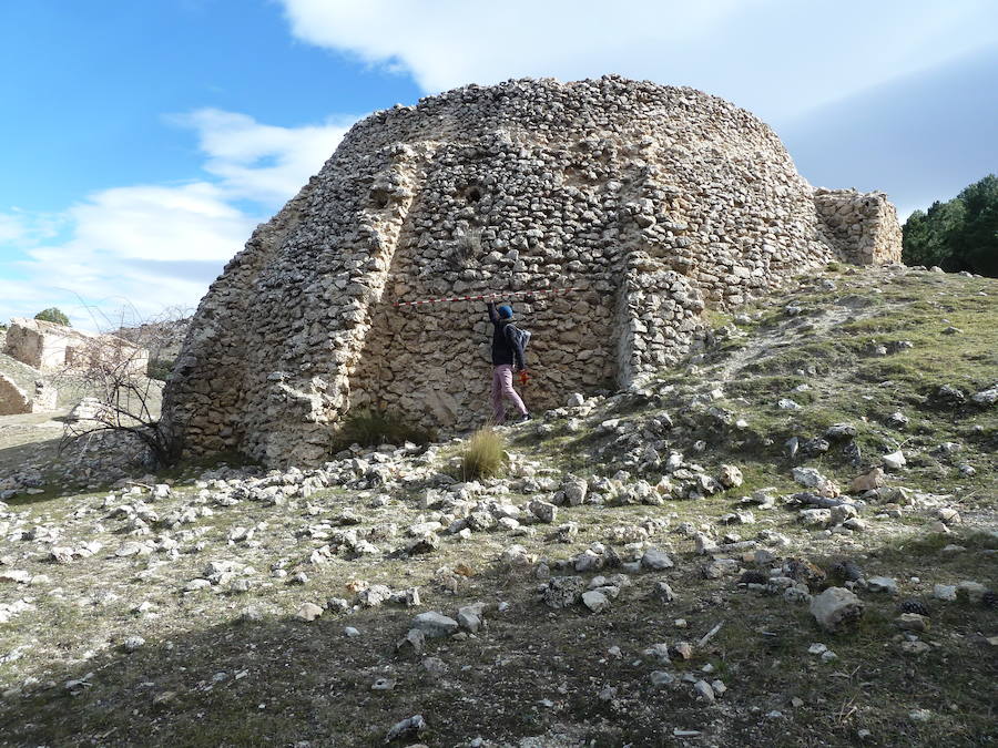 El Plan Director de los Pozos de la Nieve plantea la recuperación de un conjunto etnográfico ahora en ruinas con actuaciones valoradas en un millón de euros durante diez años