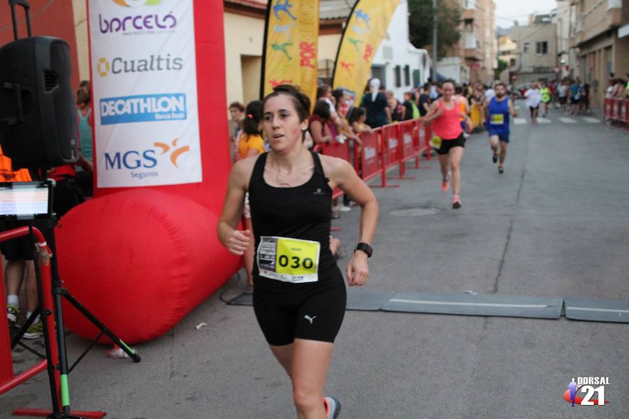 El vencedor de la prueba completa los 5 kilómetros en 15:21 minutos, por los 19:31 de la atleta del Espuña Trail