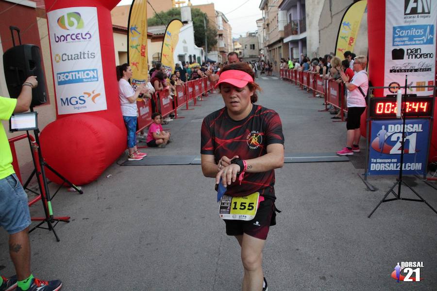 El vencedor de la prueba completa los 5 kilómetros en 15:21 minutos, por los 19:31 de la atleta del Espuña Trail