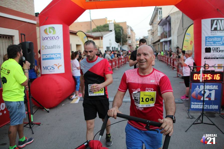 El vencedor de la prueba completa los 5 kilómetros en 15:21 minutos, por los 19:31 de la atleta del Espuña Trail