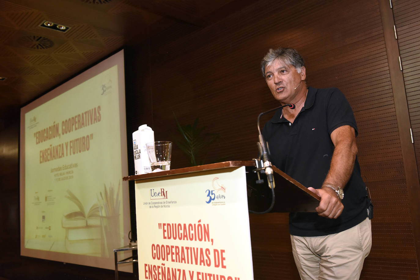 Fotos: Jornadas ‘Educación, cooperativas de enseñanza y futuro’