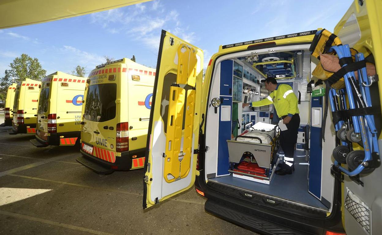 Presentación de las actuales ambulancias de emergencias, en una imagen de archivo.