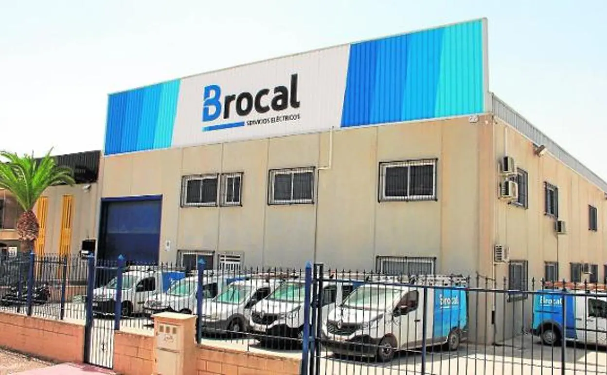 Fachada de la sede central de Industrias Eléctricas Brocal S.A. (Brocal Servicios Eléctricos) en el Polígono Industrial Oeste de Alcantarilla. 