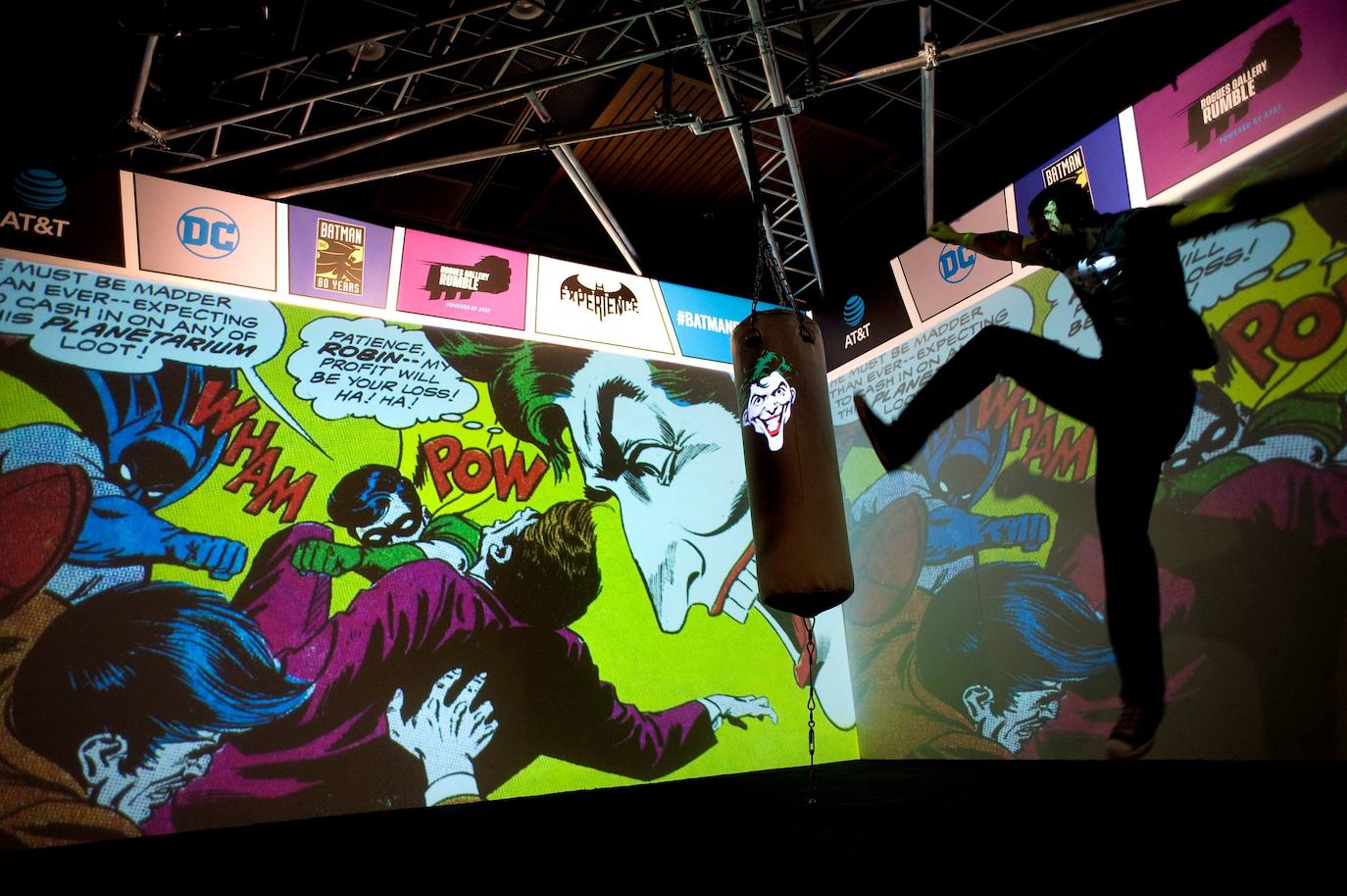 Batman cumple 80 años y el Museo Comic Con de San Diego, en California, lo celebra con una gran exposición.