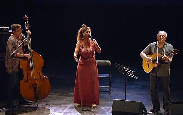 Toquinho junto a Sílvia Pérez Cruz y Javier Colina.