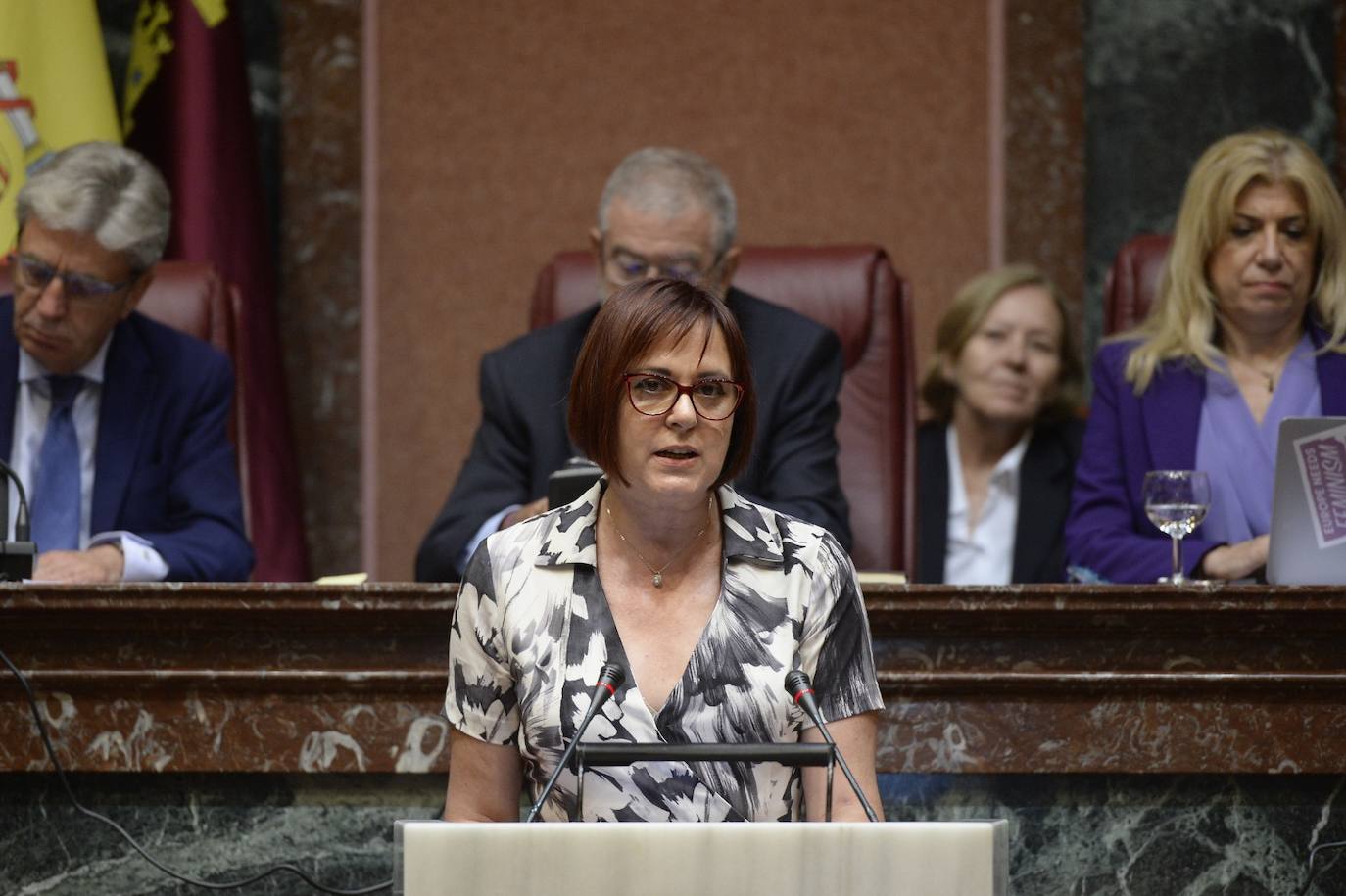 El candidato popular cierra, a la segunda, su elección como jefe del Ejecutivo regional, gracias al acuerdo programático cerrado la pasada semana con la formación naranja y el partido de Abascal