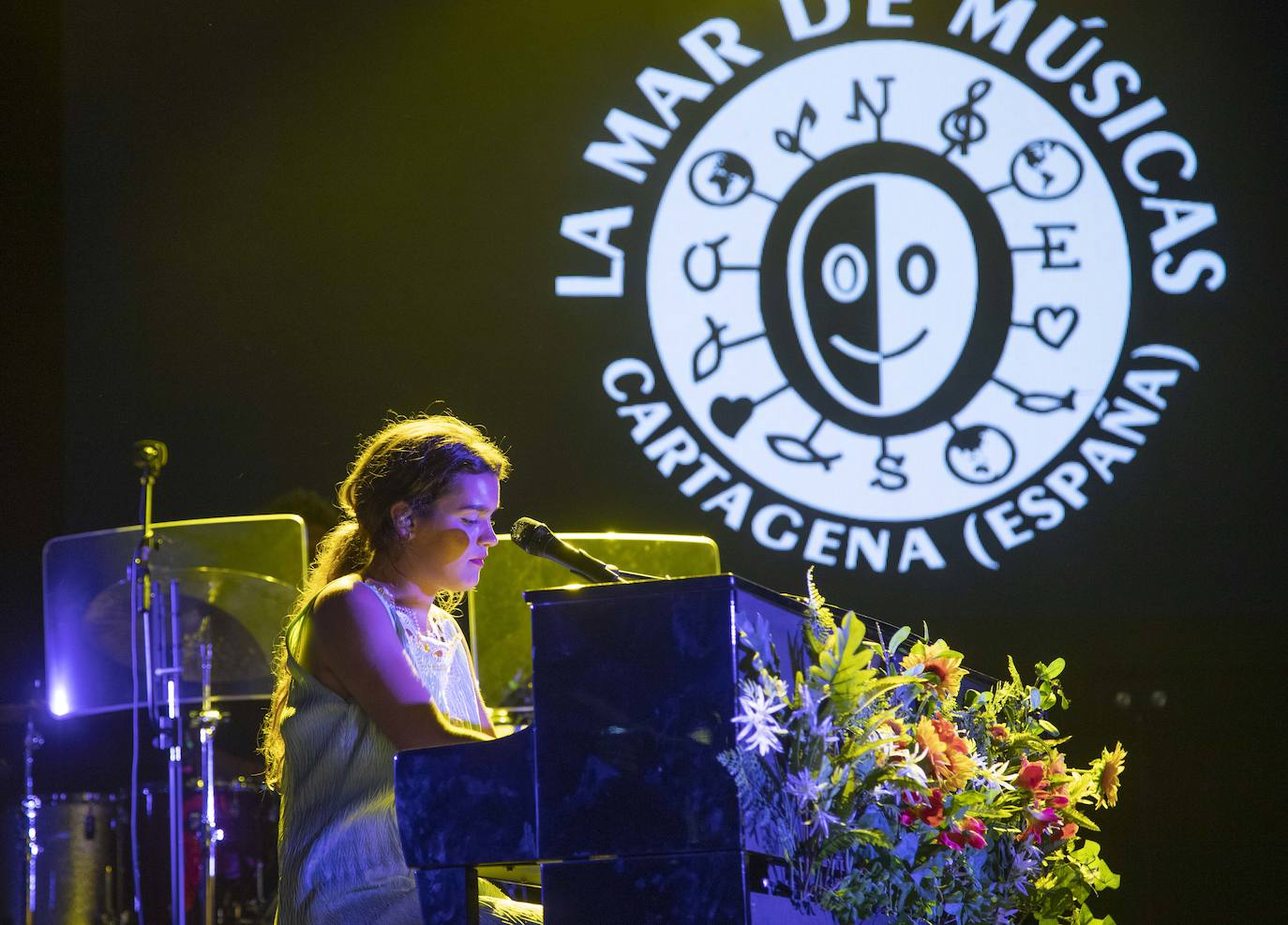 Niño de Elche, Los Hermanos Cubero y Amaia protagonizaron la noche del viernes en Cartagena.