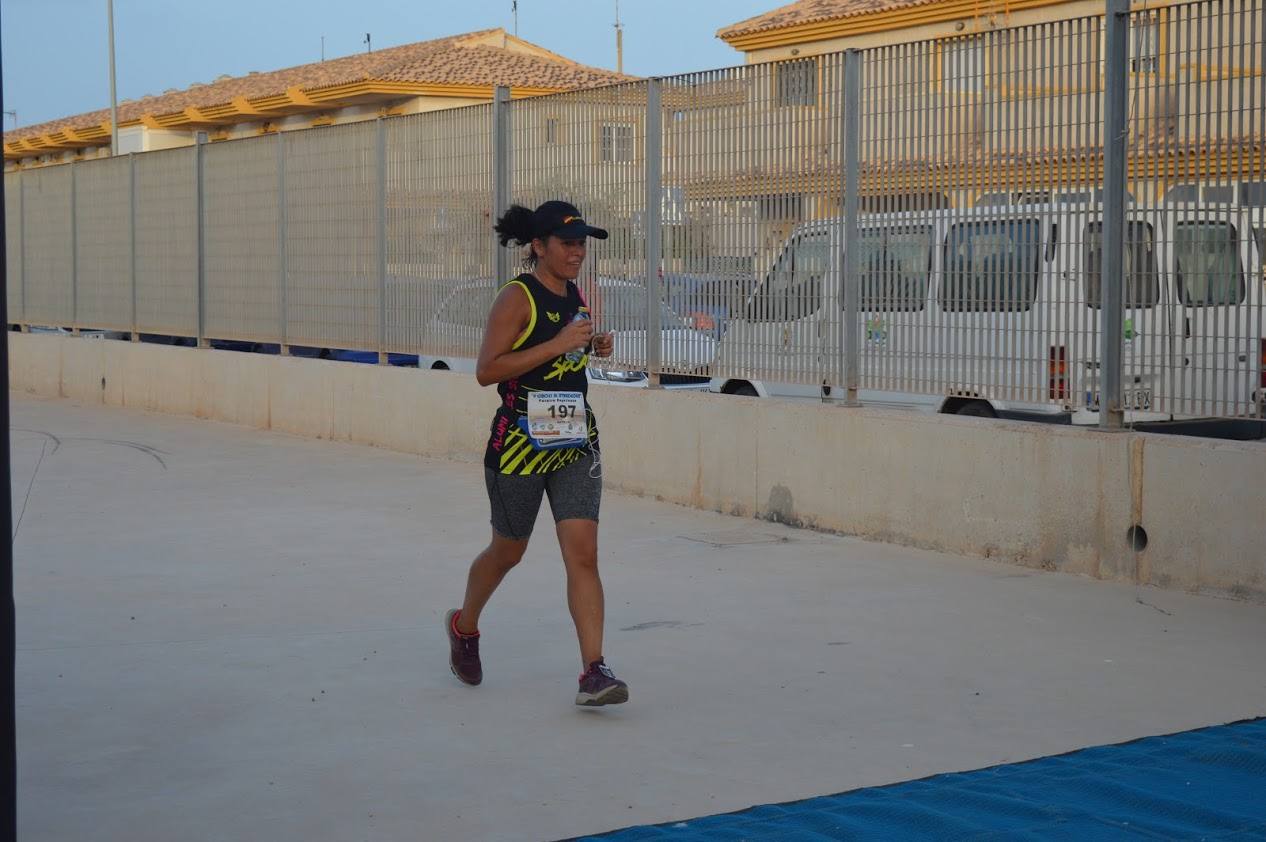 El corredor del C.A. Mandarache Cartagena completa los 5 kilómetros en 19:08 minutos, por los 22:54 de la atleta del Grupo Alcaraz