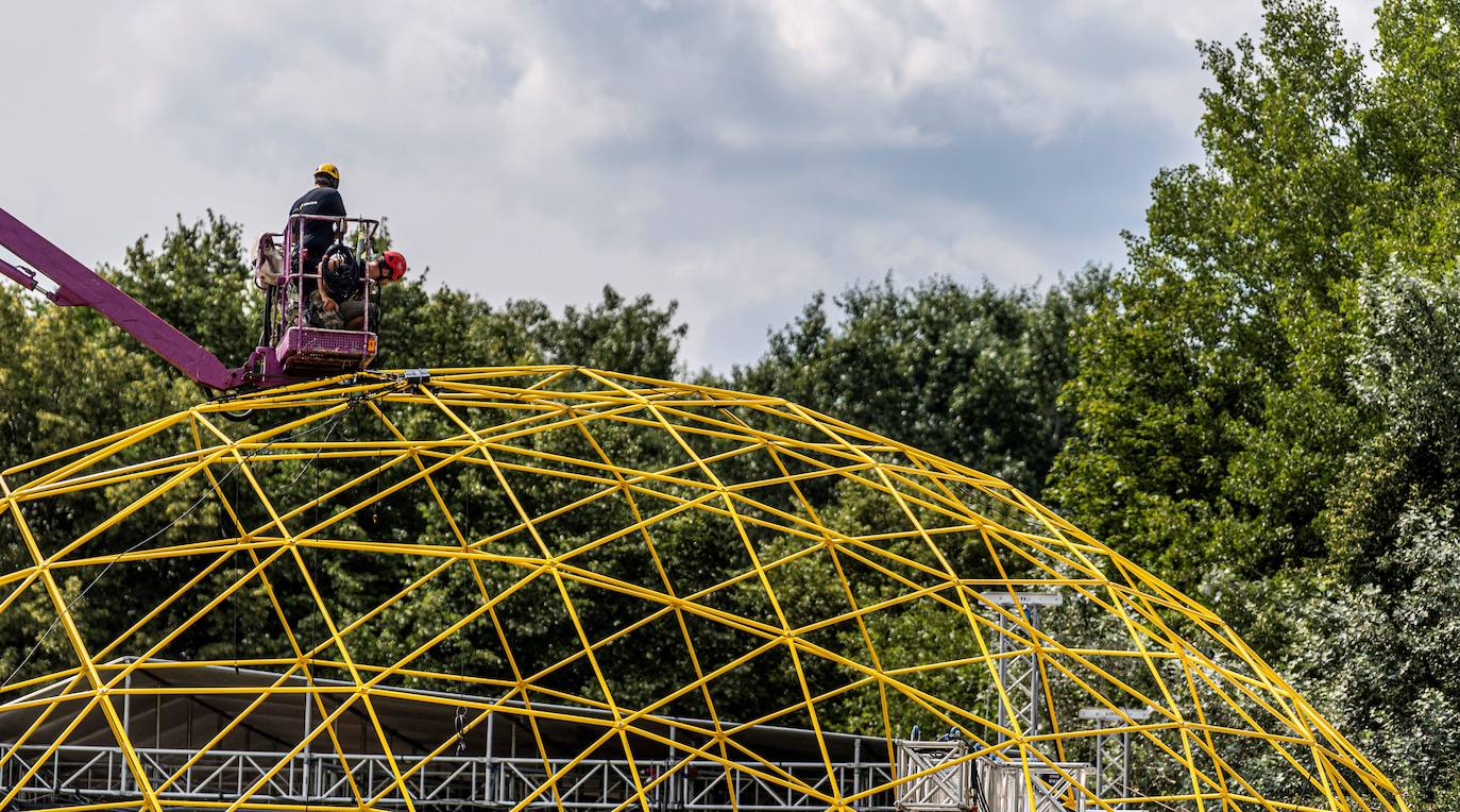 Música, arte y diversión se mezclan en la 27 edición del Sziget Festival, en Budapest (Hungría). El Sziget Festival, que cuenta en su cartel con artistas de la talla de Ed Sheeran y Foo Fighters, se celebra del 7 al 13 de agosto.