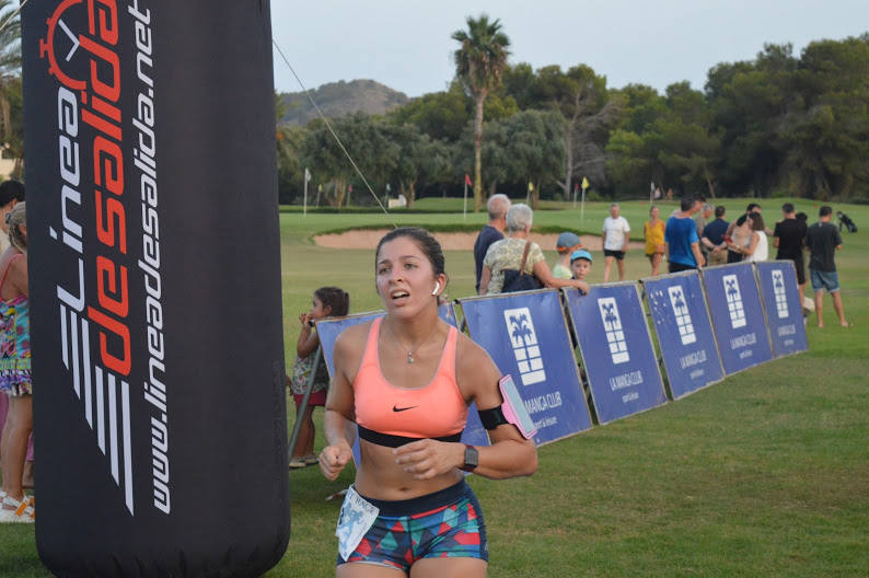 El corredor del Alumbres Sport completa el recorrido de 7 kilómetros en 23:39 minutos, por los 28:46 de la atleta del Grupo Alcaraz