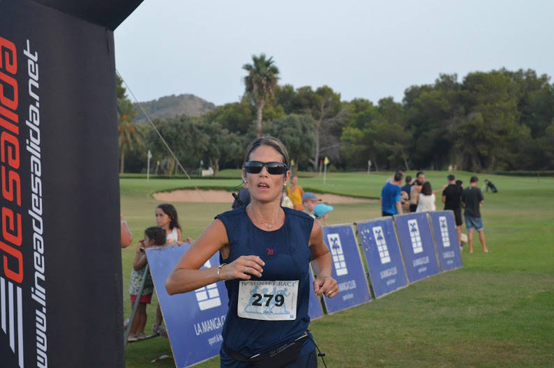 El corredor del Alumbres Sport completa el recorrido de 7 kilómetros en 23:39 minutos, por los 28:46 de la atleta del Grupo Alcaraz