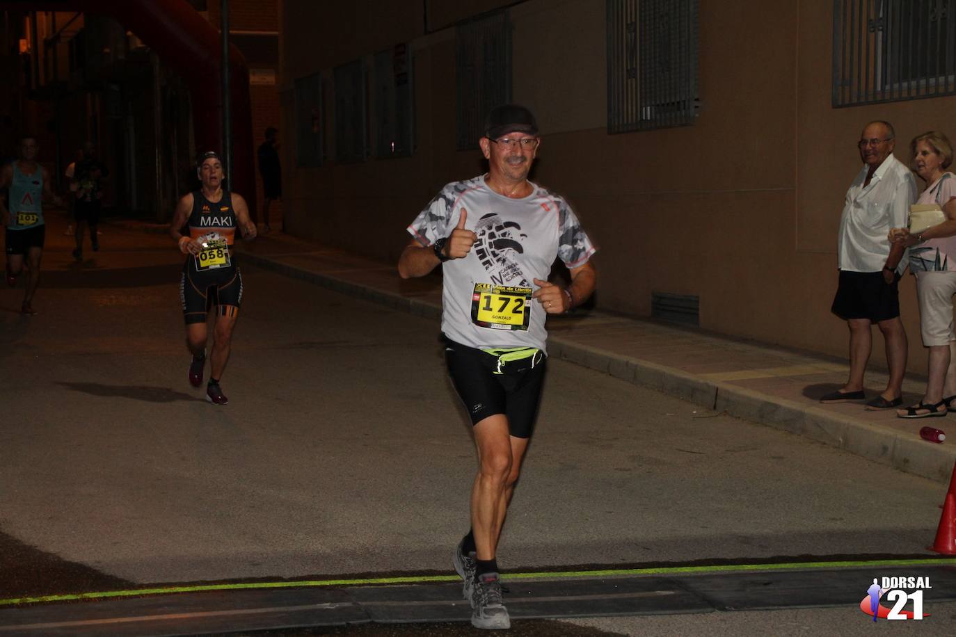 El atleta del Mobel Automenor Running Team se lleva el triunfo con un tiempo de 33:15 minutos, por los 40:45 para la corredora del C.D. Runtritón