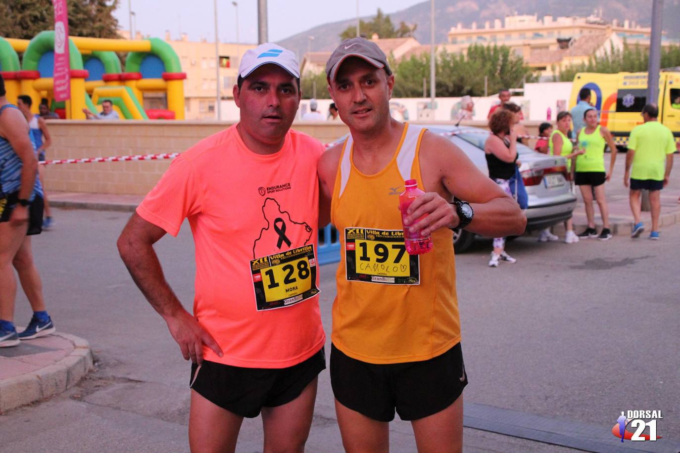 El atleta del Mobel Automenor Running Team se lleva el triunfo con un tiempo de 33:15 minutos, por los 40:45 para la corredora del C.D. Runtritón