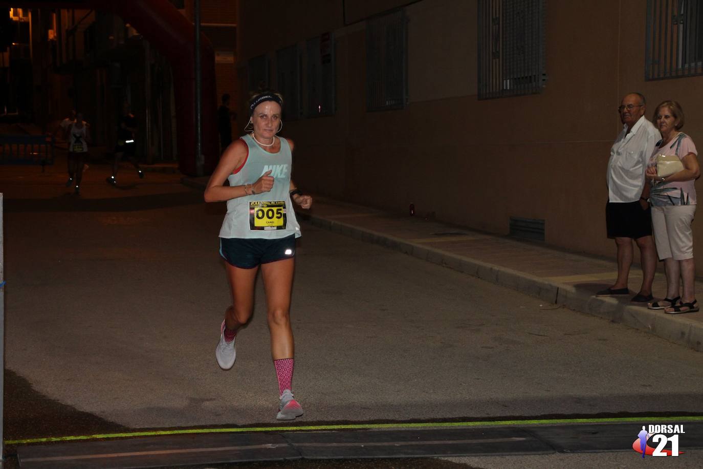 El atleta del Mobel Automenor Running Team se lleva el triunfo con un tiempo de 33:15 minutos, por los 40:45 para la corredora del C.D. Runtritón