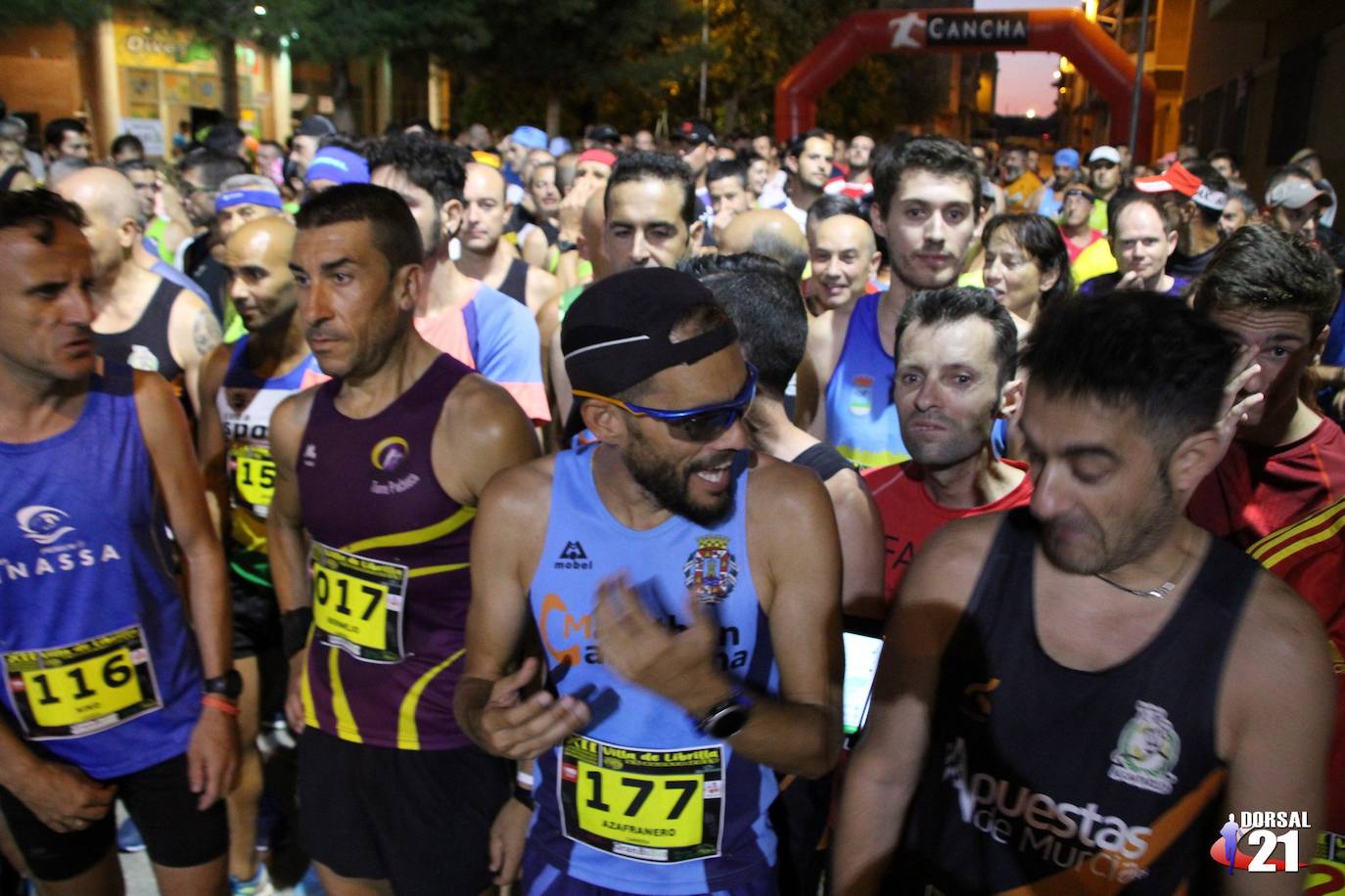 El atleta del Mobel Automenor Running Team se lleva el triunfo con un tiempo de 33:15 minutos, por los 40:45 para la corredora del C.D. Runtritón