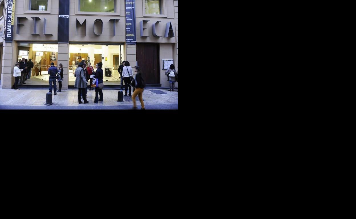 Fachada de la Filmoteca Regional.