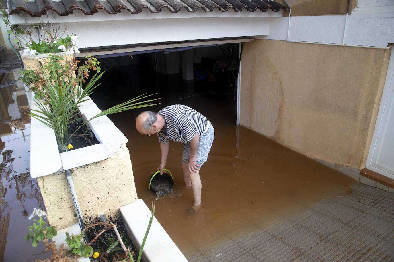 El centro de Cartagena y Los Urrutias también sufrieron notablemente los efectos de las inundaciones