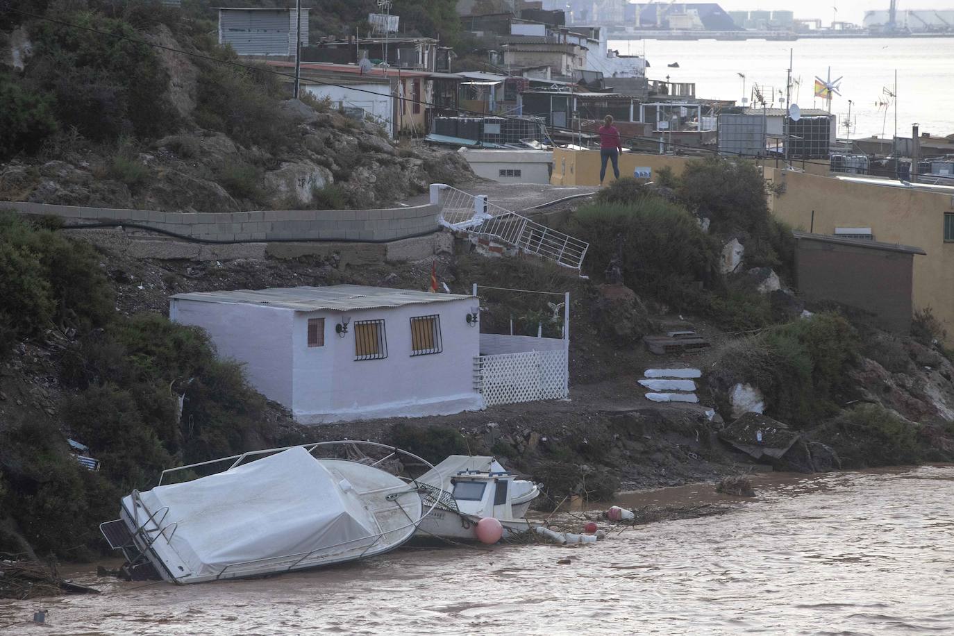 El centro de Cartagena y Los Urrutias también sufrieron notablemente los efectos de las inundaciones