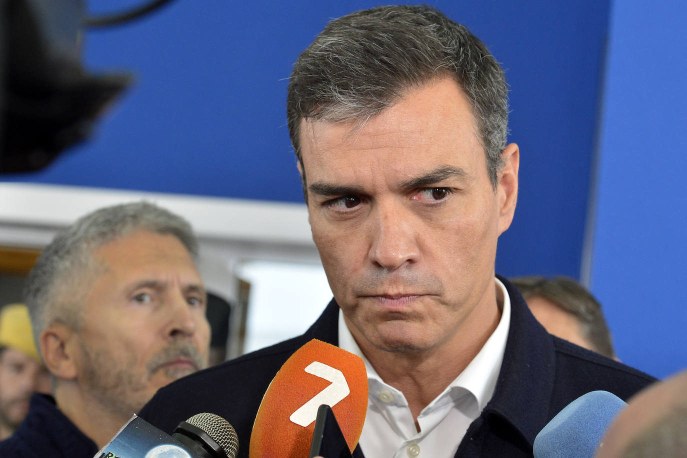 El presidente del Gobierno visita Los Alcázares para interesarse por los daños que el intenso temporal ha causado en la Región de Murcia en los últimos días