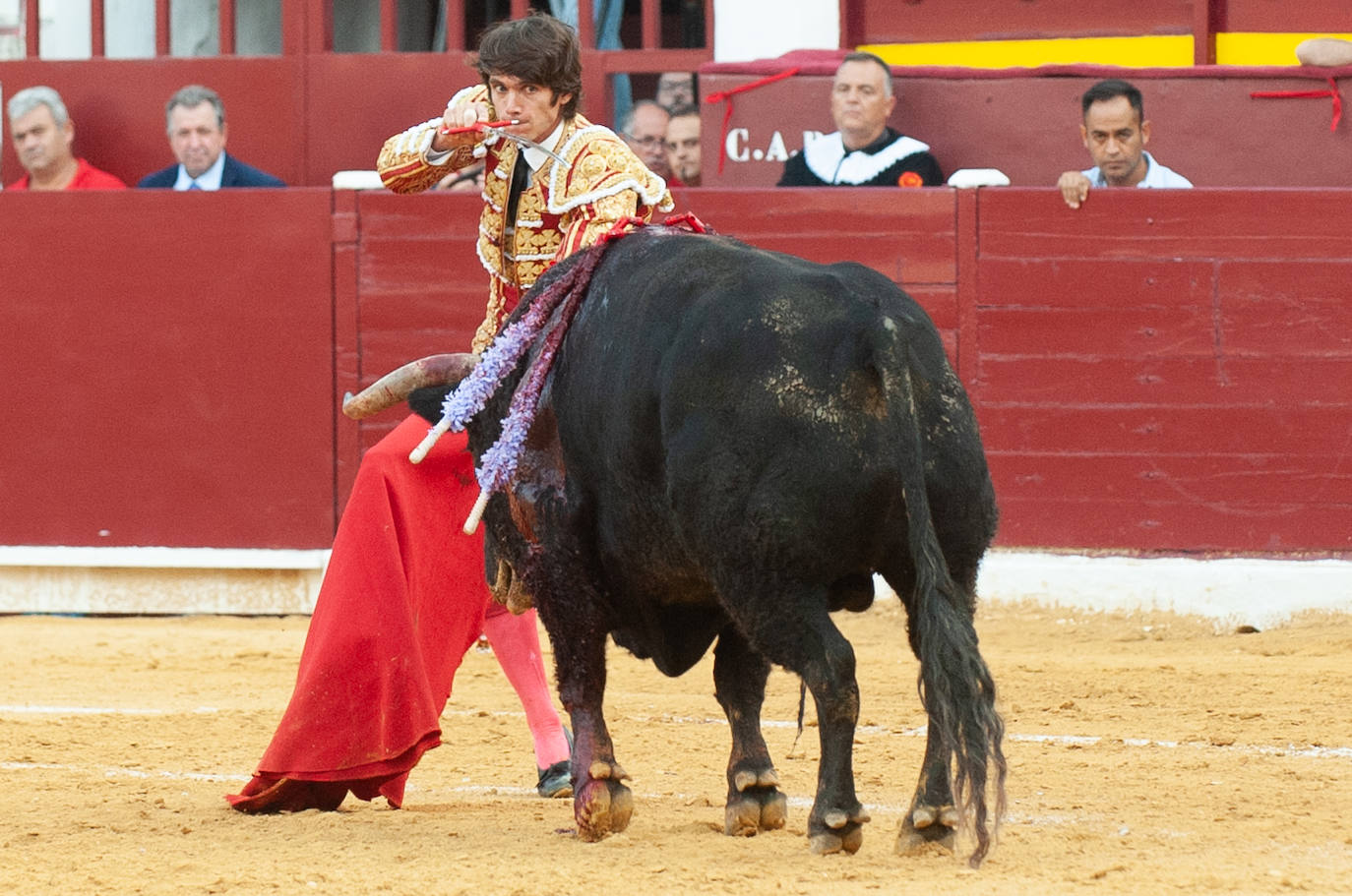 Se arregló la corrida inaugural del abono de la feria de septiembre en su segunda parte