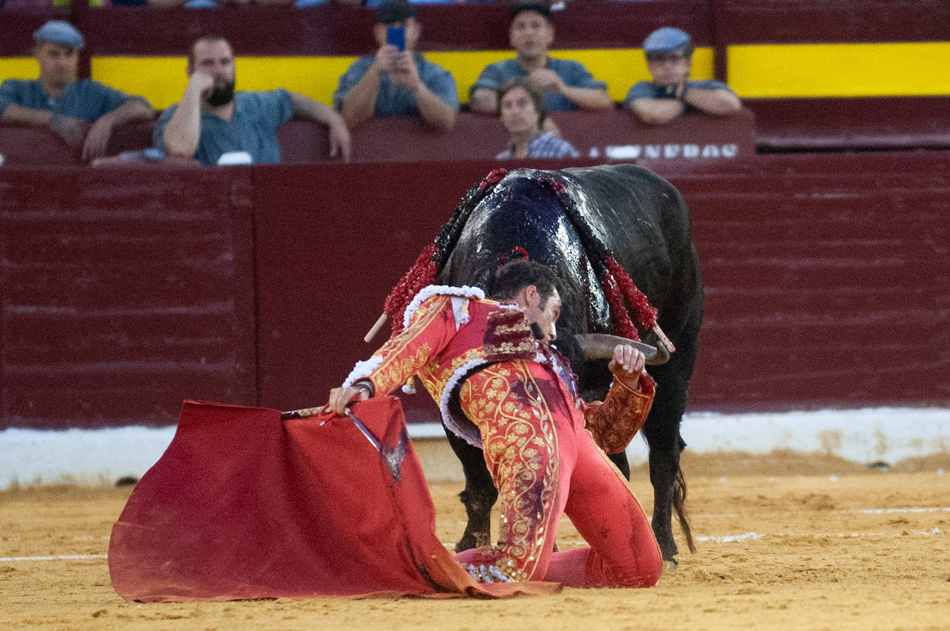 Se arregló la corrida inaugural del abono de la feria de septiembre en su segunda parte