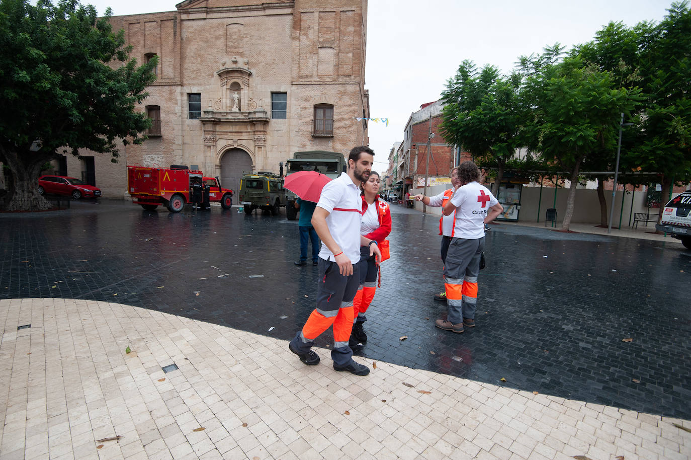 Recorrido por las localidades de Alquerías, Beniel y Llano de Brujas, donde el temporal causó cuantiosos destrozos